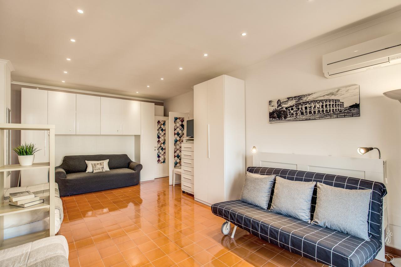 Rome4Guest Ostia 2 Apartment Ngoại thất bức ảnh