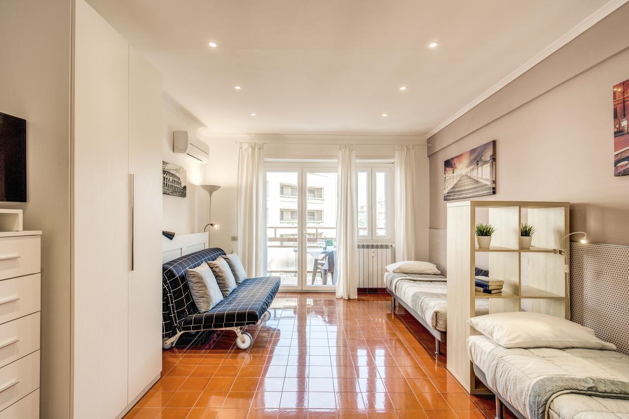 Rome4Guest Ostia 2 Apartment Ngoại thất bức ảnh